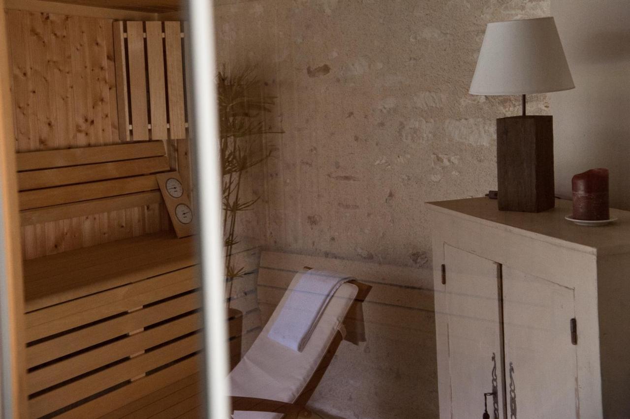 Logis Hotel Restaurant Relais De La Mothe Yzeures-sur-Creuse Ngoại thất bức ảnh