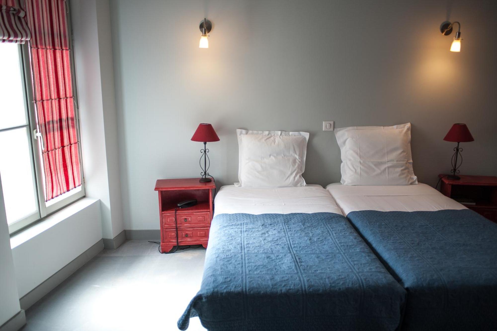 Logis Hotel Restaurant Relais De La Mothe Yzeures-sur-Creuse Ngoại thất bức ảnh