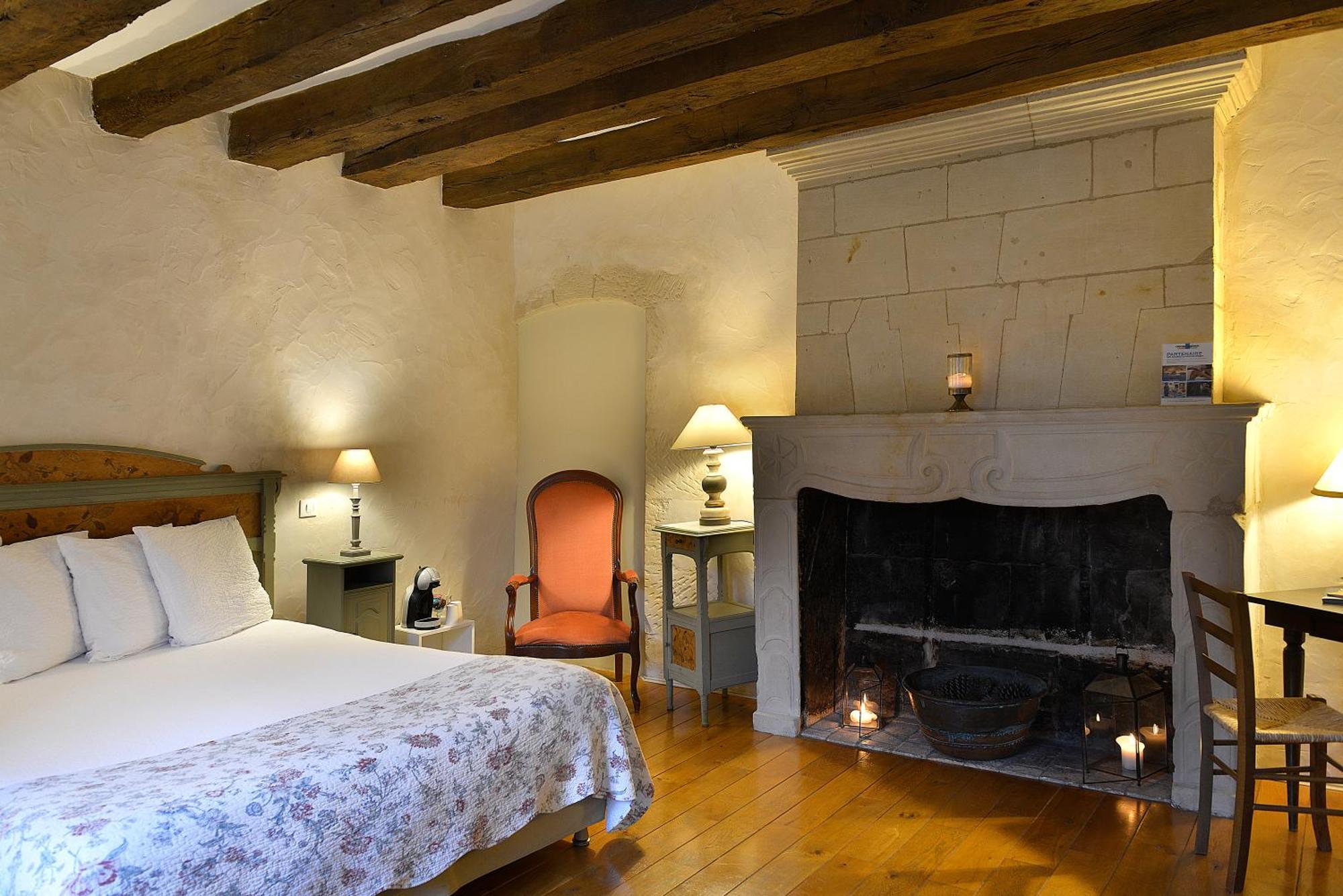 Logis Hotel Restaurant Relais De La Mothe Yzeures-sur-Creuse Ngoại thất bức ảnh