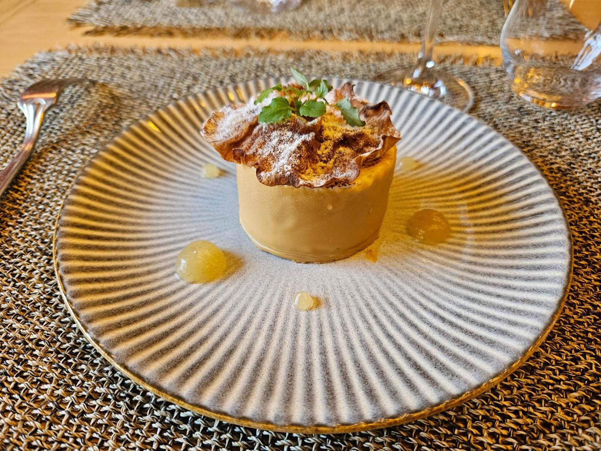Logis Hotel Restaurant Relais De La Mothe Yzeures-sur-Creuse Ngoại thất bức ảnh