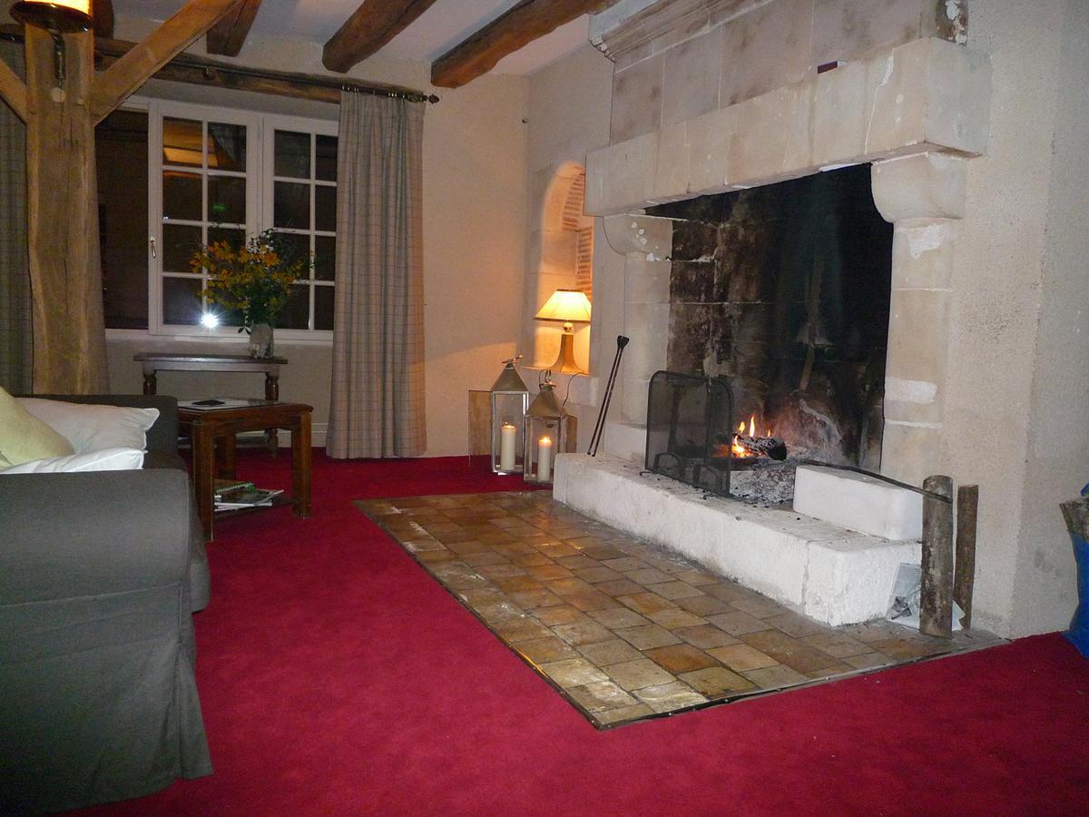 Logis Hotel Restaurant Relais De La Mothe Yzeures-sur-Creuse Ngoại thất bức ảnh